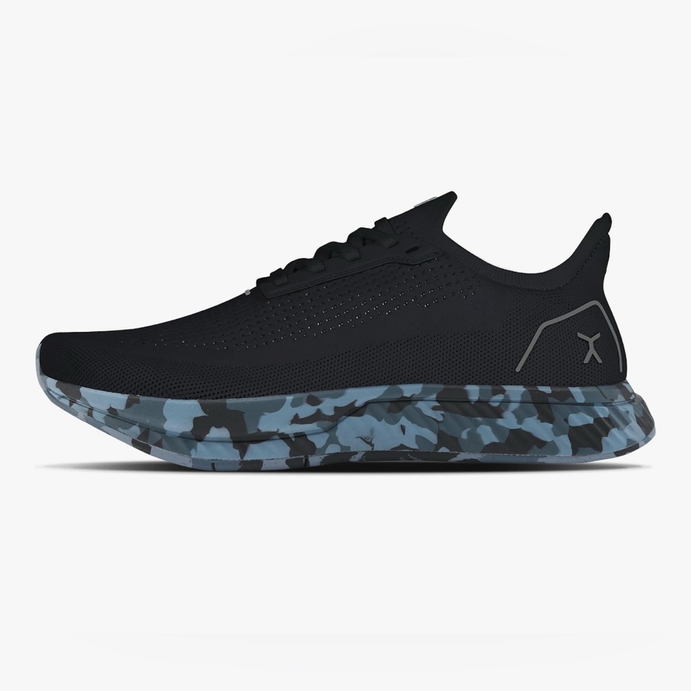Flux Adapt Runner Women’s Black & Blue‎ Camo Athletic Shoes Size 7.5